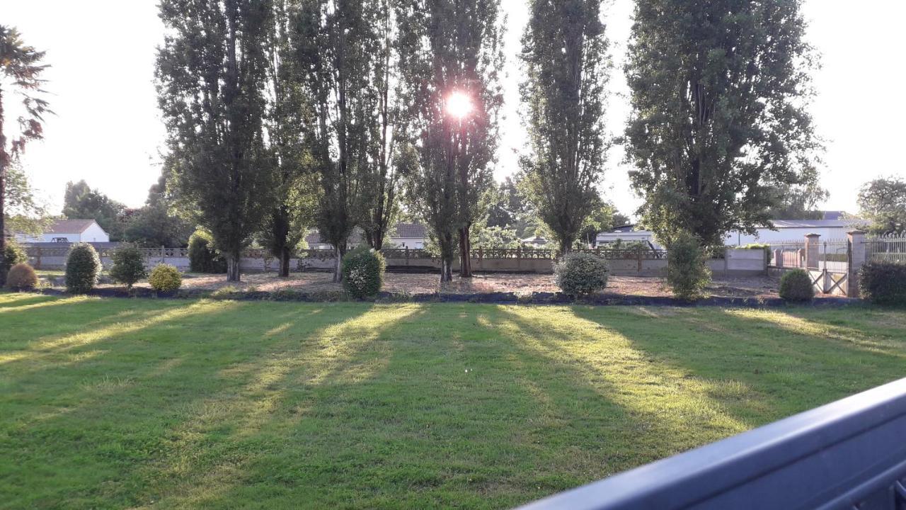 L'Entracte Hotel Saint-Paul-du-Bois Buitenkant foto