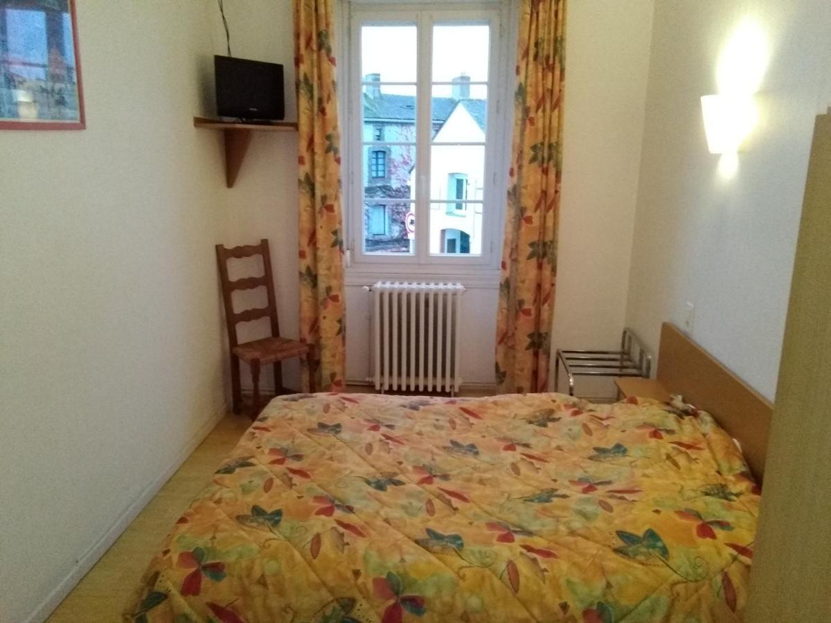L'Entracte Hotel Saint-Paul-du-Bois Buitenkant foto